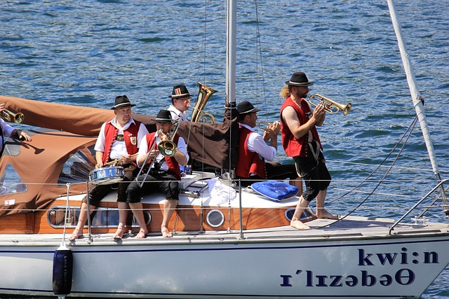 莱昂纳德砍下31分，哈登助攻得分双，快船轻取篮网91分巨胜.